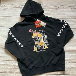 Uniqlo x Mario Kart Hooded Sweatshirt Pullover NWT Boys Size 11-12